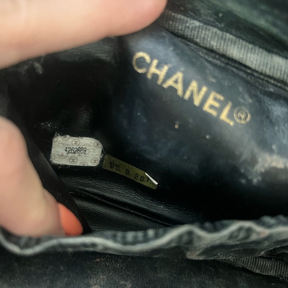 100% Authentic CHANEL timeless CC Vanity Case patent - Picture 2 of 10